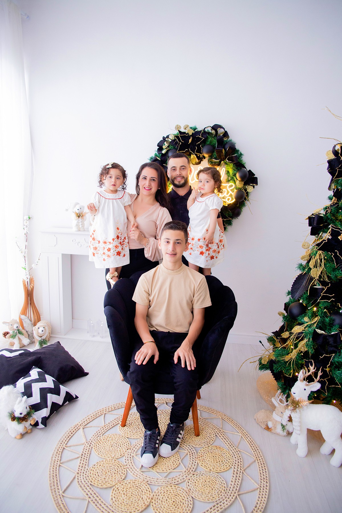 acompanhamento mensal de bebe caxias do sul figurino cenario tematico  personagem foto infantil serra gaucha fotografia familia mundo azul rosa ensaio fotografico crianca newborn baby menino menina smash the cake esmague o bolo banheira urso circo