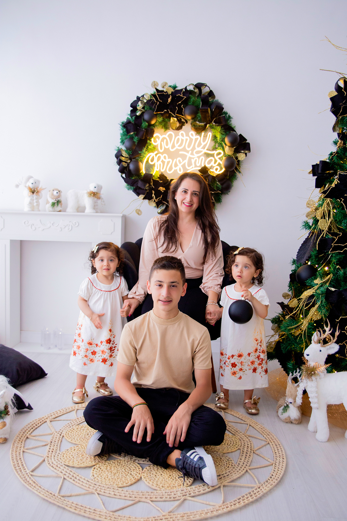 acompanhamento mensal de bebe caxias do sul figurino cenario tematico  personagem foto infantil serra gaucha fotografia familia mundo azul rosa ensaio fotografico crianca newborn baby menino menina smash the cake esmague o bolo banheira urso circo