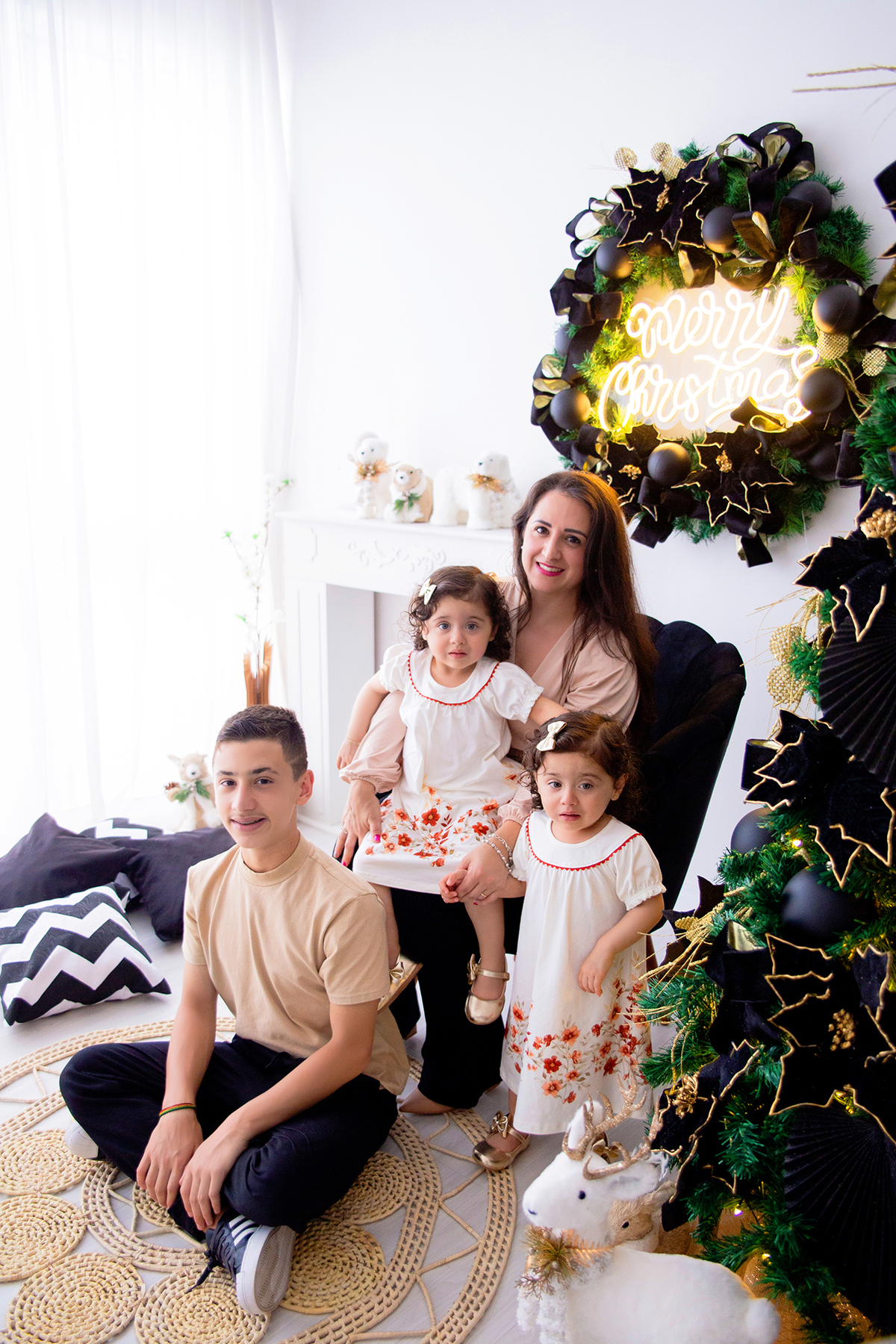 acompanhamento mensal de bebe caxias do sul figurino cenario tematico  personagem foto infantil serra gaucha fotografia familia mundo azul rosa ensaio fotografico crianca newborn baby menino menina smash the cake esmague o bolo banheira urso circo