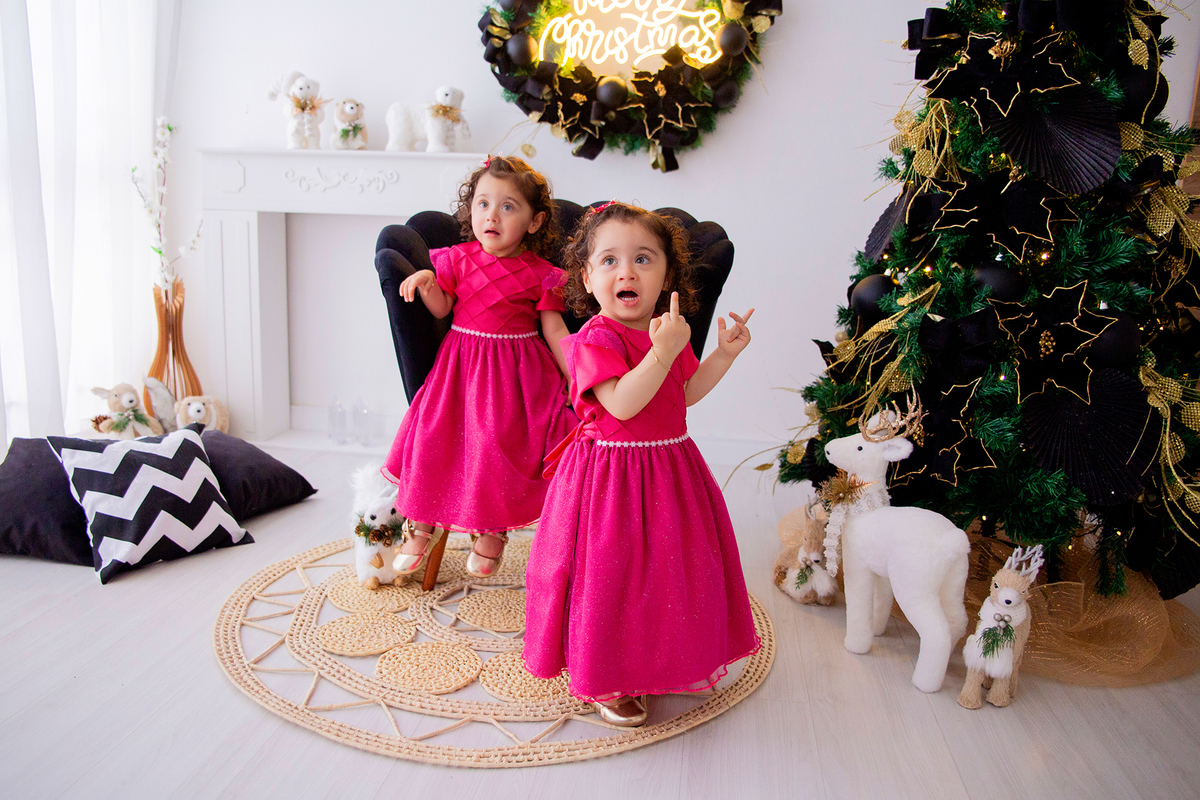 acompanhamento mensal de bebe caxias do sul figurino cenario tematico  personagem foto infantil serra gaucha fotografia familia mundo azul rosa ensaio fotografico crianca newborn baby menino menina smash the cake esmague o bolo banheira urso circo