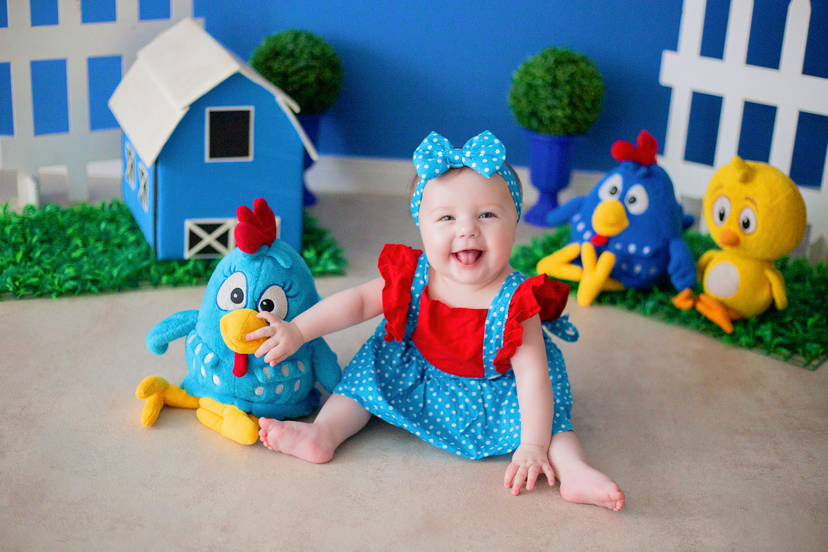 acompanhamento mensal de bebe caxias do sul figurino cenario tematico  personagem foto infantil serra gaucha fotografia familia mundo azul rosa ensaio fotografico crianca newborn baby menino menina smash the cake esmague o bolo banheira urso circo