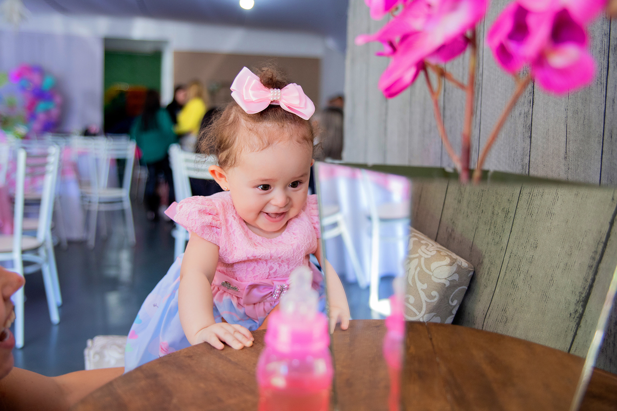 acompanhamento mensal de bebe caxias do sul figurino cenario tematico  personagem foto infantil serra gaucha fotografia familia mundo azul rosa ensaio fotografico crianca newborn baby menino menina smash the cake esmague o bolo banheira urso circo