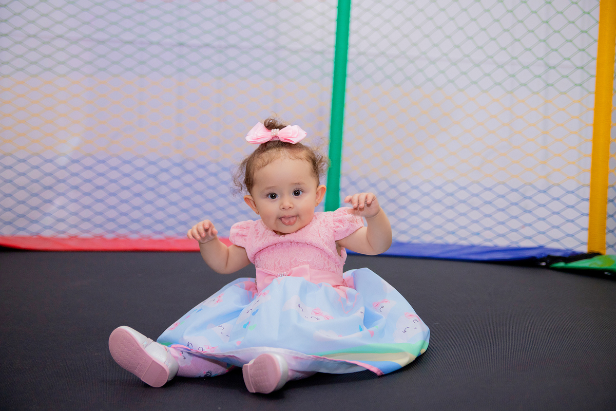 acompanhamento mensal de bebe caxias do sul figurino cenario tematico  personagem foto infantil serra gaucha fotografia familia mundo azul rosa ensaio fotografico crianca newborn baby menino menina smash the cake esmague o bolo banheira urso circo