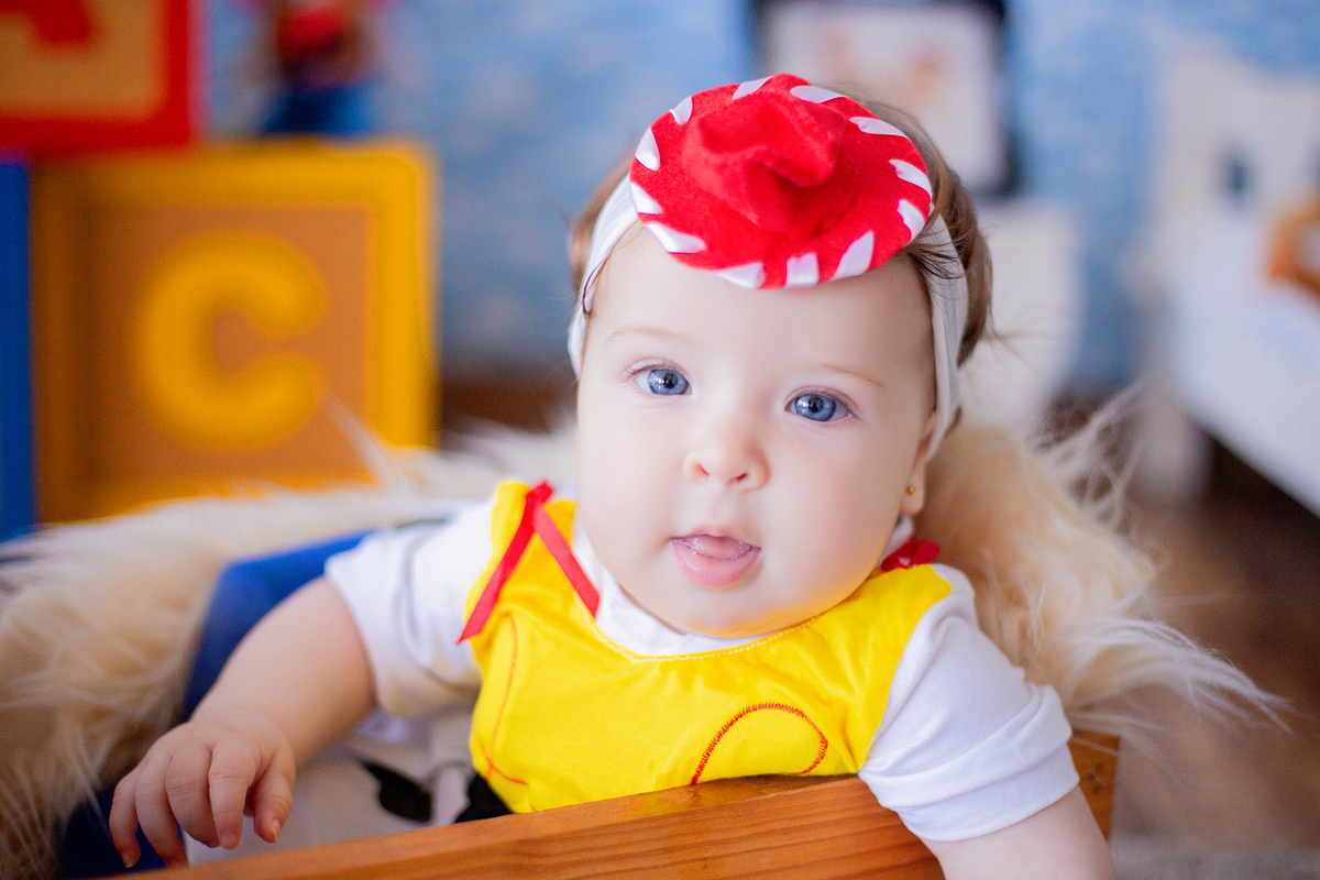 acompanhamento mensal de bebe caxias do sul figurino cenario tematico  personagem foto infantil serra gaucha fotografia familia mundo azul rosa ensaio fotografico crianca newborn baby menino menina smash the cake esmague o bolo banheira urso circo