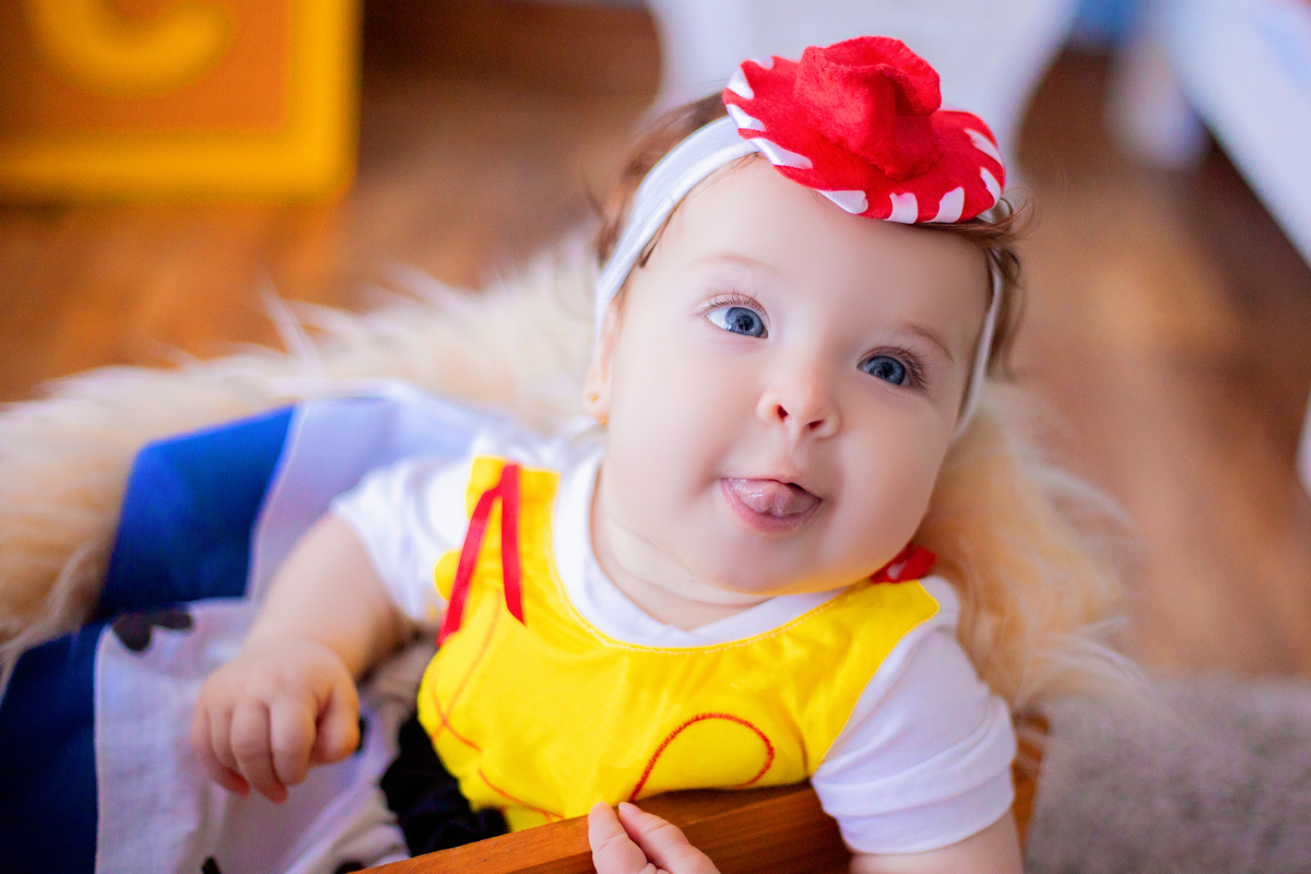 acompanhamento mensal de bebe caxias do sul figurino cenario tematico  personagem foto infantil serra gaucha fotografia familia mundo azul rosa ensaio fotografico crianca newborn baby menino menina smash the cake esmague o bolo banheira urso circo