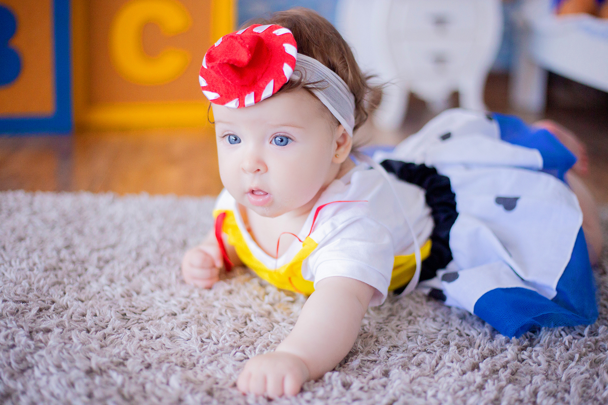acompanhamento mensal de bebe caxias do sul figurino cenario tematico  personagem foto infantil serra gaucha fotografia familia mundo azul rosa ensaio fotografico crianca newborn baby menino menina smash the cake esmague o bolo banheira urso circo