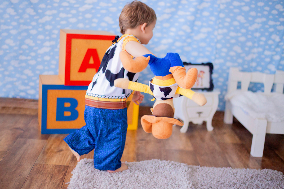 acompanhamento mensal de bebe caxias do sul figurino cenario tematico  personagem foto infantil serra gaucha fotografia familia mundo azul rosa ensaio fotografico crianca newborn baby menino menina smash the cake esmague o bolo banheira urso circo