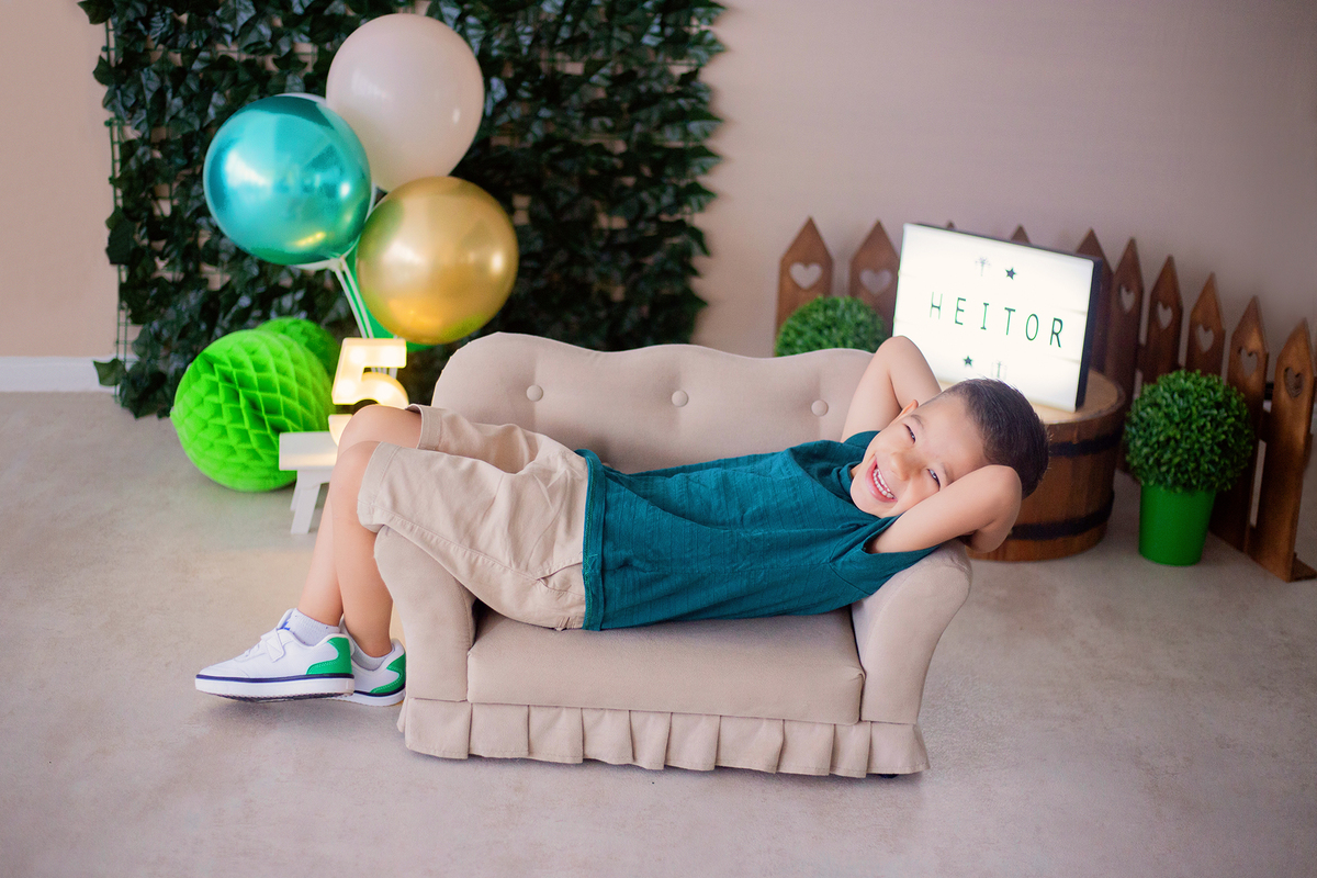 acompanhamento mensal de bebe caxias do sul figurino cenario tematico  personagem foto infantil serra gaucha fotografia familia mundo azul rosa ensaio fotografico crianca newborn baby menino menina smash the cake esmague o bolo banheira urso circo
