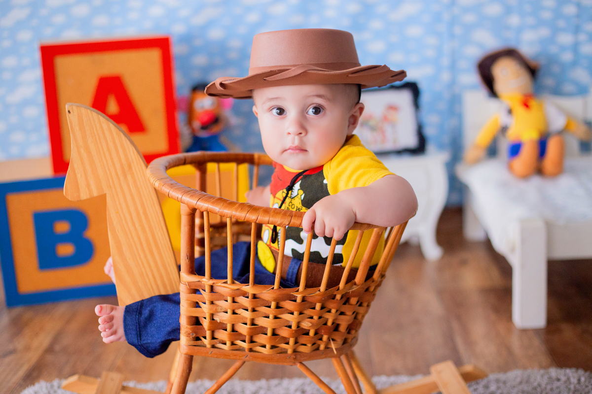 acompanhamento mensal de bebe caxias do sul figurino cenario tematico  personagem foto infantil serra gaucha fotografia familia mundo azul rosa ensaio fotografico crianca newborn baby menino menina smash the cake esmague o bolo banheira urso circo