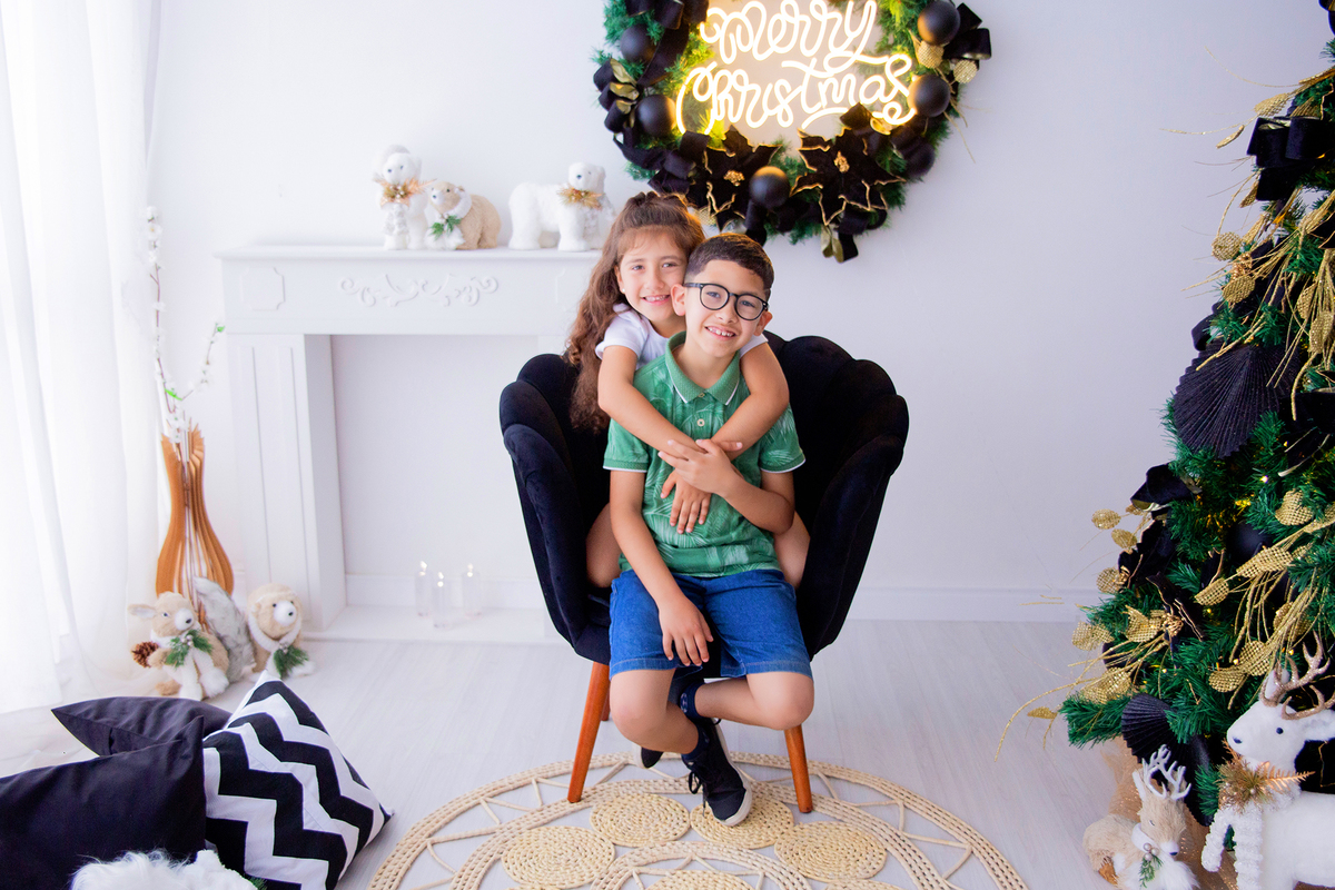 acompanhamento mensal de bebe caxias do sul figurino cenario tematico  personagem foto infantil serra gaucha fotografia familia mundo azul rosa ensaio fotografico crianca newborn baby menino menina smash the cake esmague o bolo banheira urso circo
