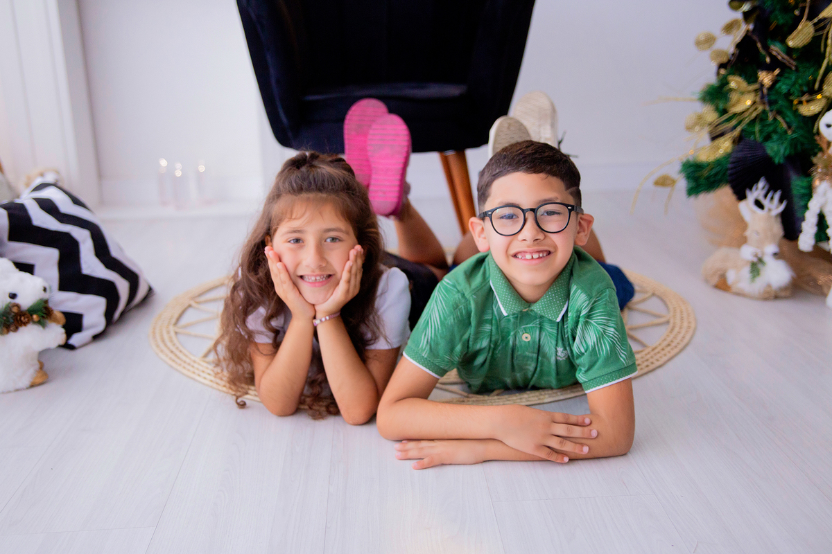 acompanhamento mensal de bebe caxias do sul figurino cenario tematico  personagem foto infantil serra gaucha fotografia familia mundo azul rosa ensaio fotografico crianca newborn baby menino menina smash the cake esmague o bolo banheira urso circo