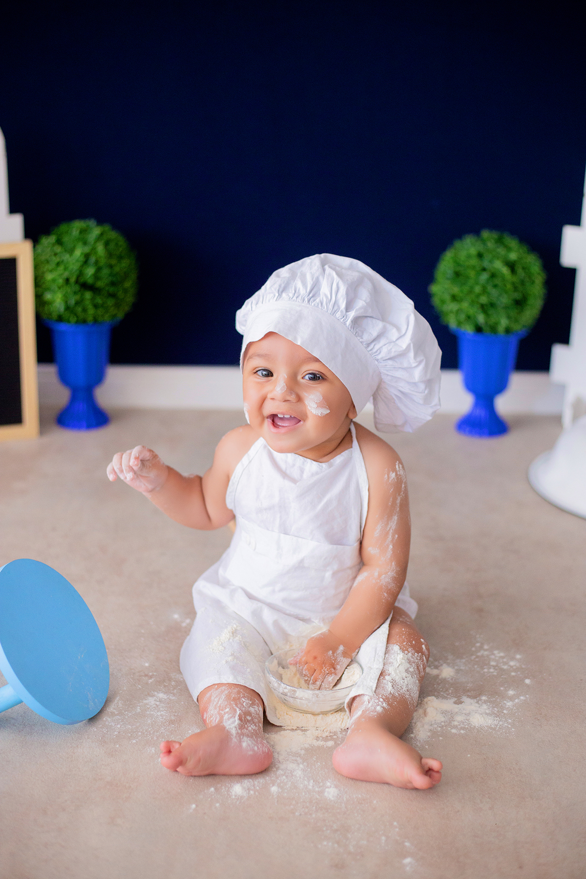 acompanhamento mensal de bebe caxias do sul figurino cenario tematico  personagem foto infantil serra gaucha fotografia familia mundo azul rosa ensaio fotografico crianca newborn baby menino menina smash the cake esmague o bolo banheira urso circo
