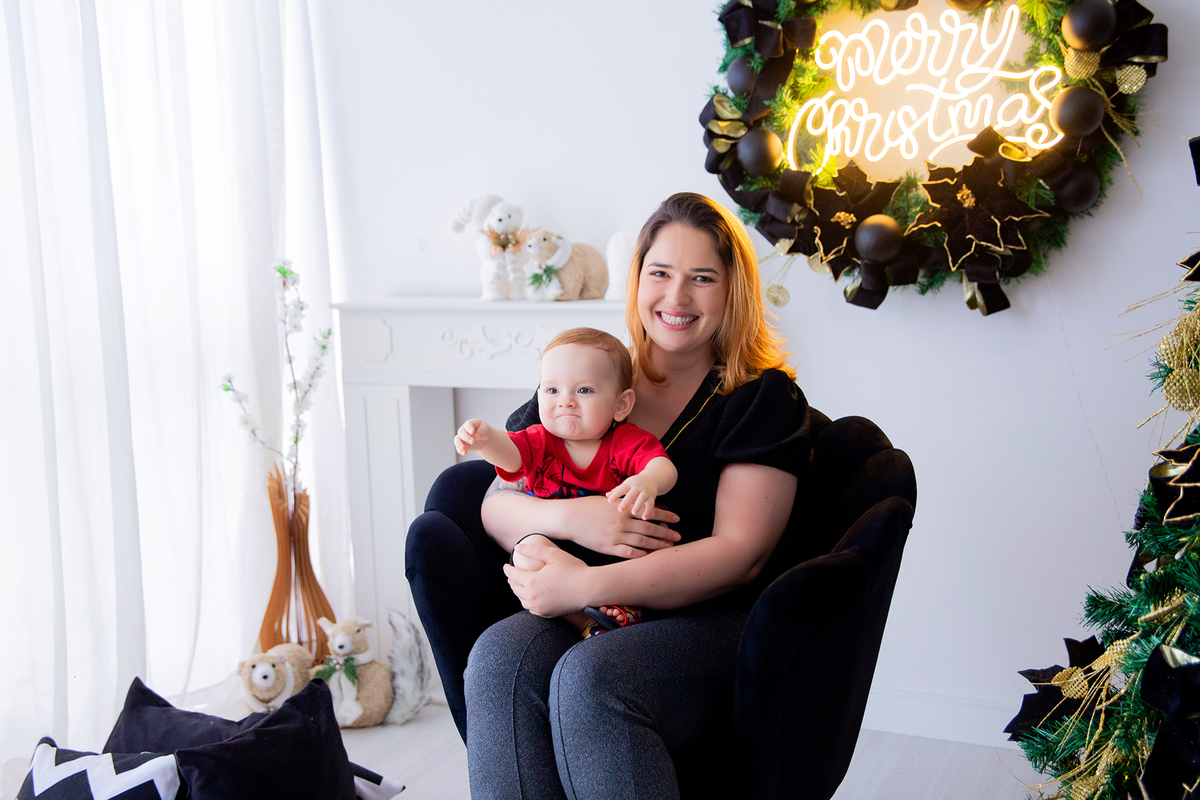 acompanhamento mensal de bebe caxias do sul figurino cenario tematico  personagem foto infantil serra gaucha fotografia familia mundo azul rosa ensaio fotografico crianca newborn baby menino menina smash the cake esmague o bolo banheira urso circo