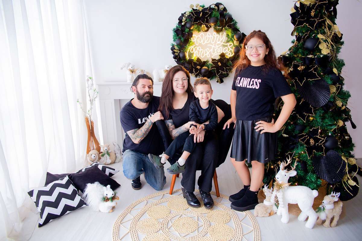 acompanhamento mensal de bebe caxias do sul figurino cenario tematico  personagem foto infantil serra gaucha fotografia familia mundo azul rosa ensaio fotografico crianca newborn baby menino menina smash the cake esmague o bolo banheira urso circo