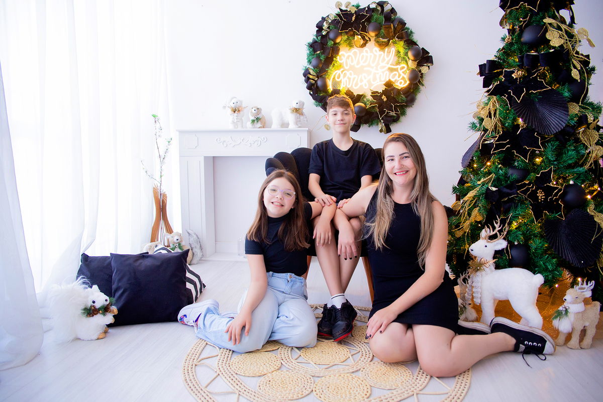 acompanhamento mensal de bebe caxias do sul figurino cenario tematico  personagem foto infantil serra gaucha fotografia familia mundo azul rosa ensaio fotografico crianca newborn baby menino menina smash the cake esmague o bolo banheira urso circo