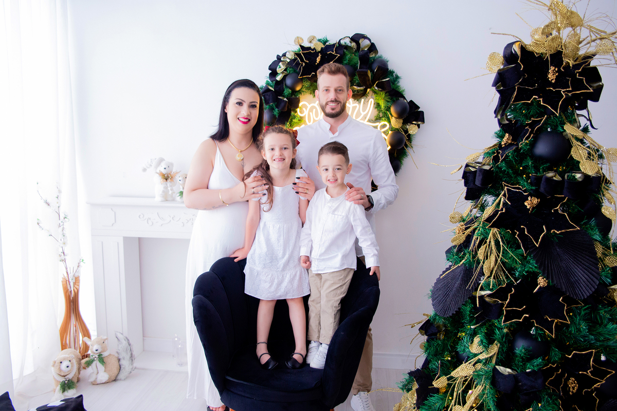 acompanhamento mensal de bebe caxias do sul figurino cenario tematico  personagem foto infantil serra gaucha fotografia familia mundo azul rosa ensaio fotografico crianca newborn baby menino menina smash the cake esmague o bolo banheira urso circo
