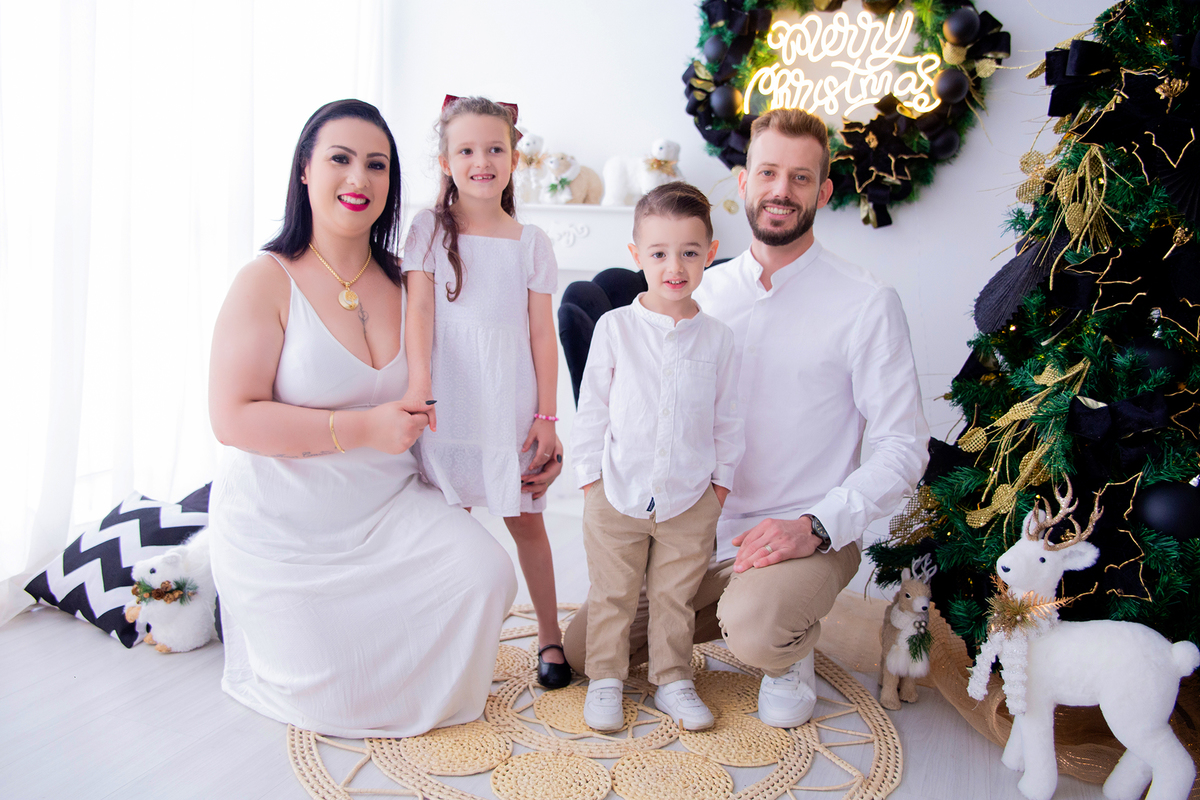 acompanhamento mensal de bebe caxias do sul figurino cenario tematico  personagem foto infantil serra gaucha fotografia familia mundo azul rosa ensaio fotografico crianca newborn baby menino menina smash the cake esmague o bolo banheira urso circo