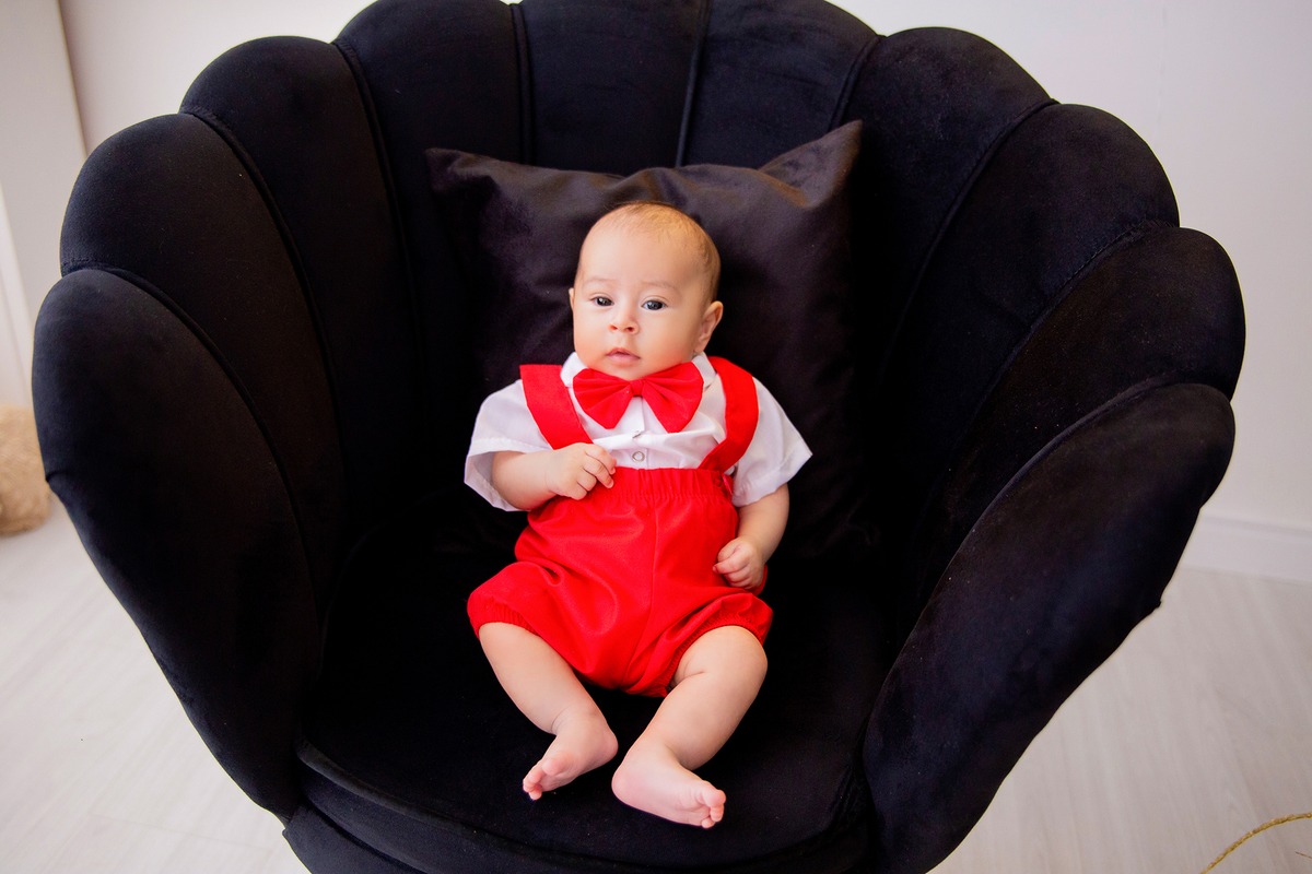 acompanhamento mensal de bebe caxias do sul figurino cenario tematico  personagem foto infantil serra gaucha fotografia familia mundo azul rosa ensaio fotografico crianca newborn baby menino menina smash the cake esmague o bolo banheira urso circo