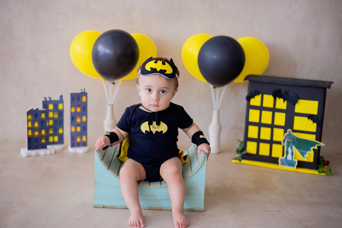 acompanhamento mensal de bebe caxias do sul figurino cenario tematico  personagem foto infantil serra gaucha fotografia familia mundo azul rosa ensaio fotografico crianca newborn baby menino menina smash the cake esmague o bolo banheira urso circo