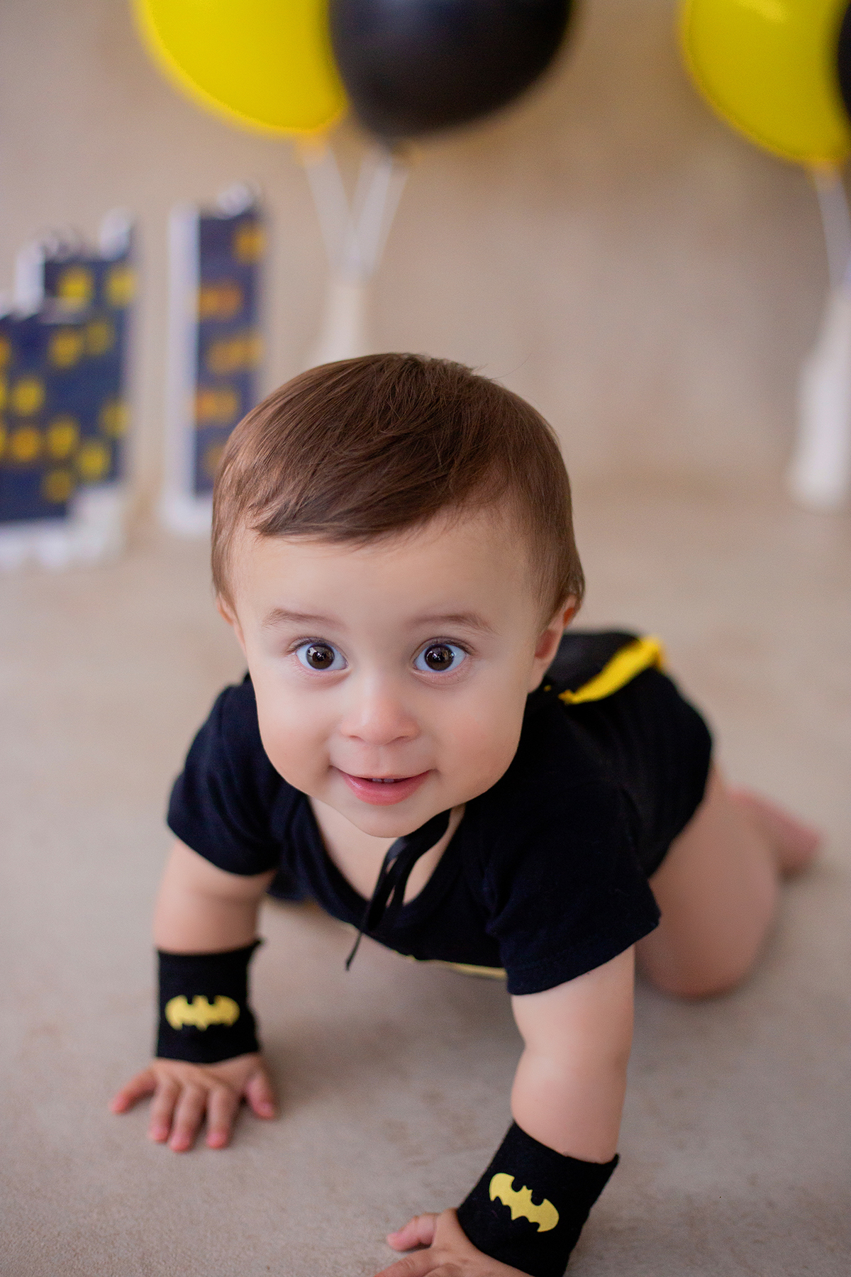 acompanhamento mensal de bebe caxias do sul figurino cenario tematico  personagem foto infantil serra gaucha fotografia familia mundo azul rosa ensaio fotografico crianca newborn baby menino menina smash the cake esmague o bolo banheira urso circo