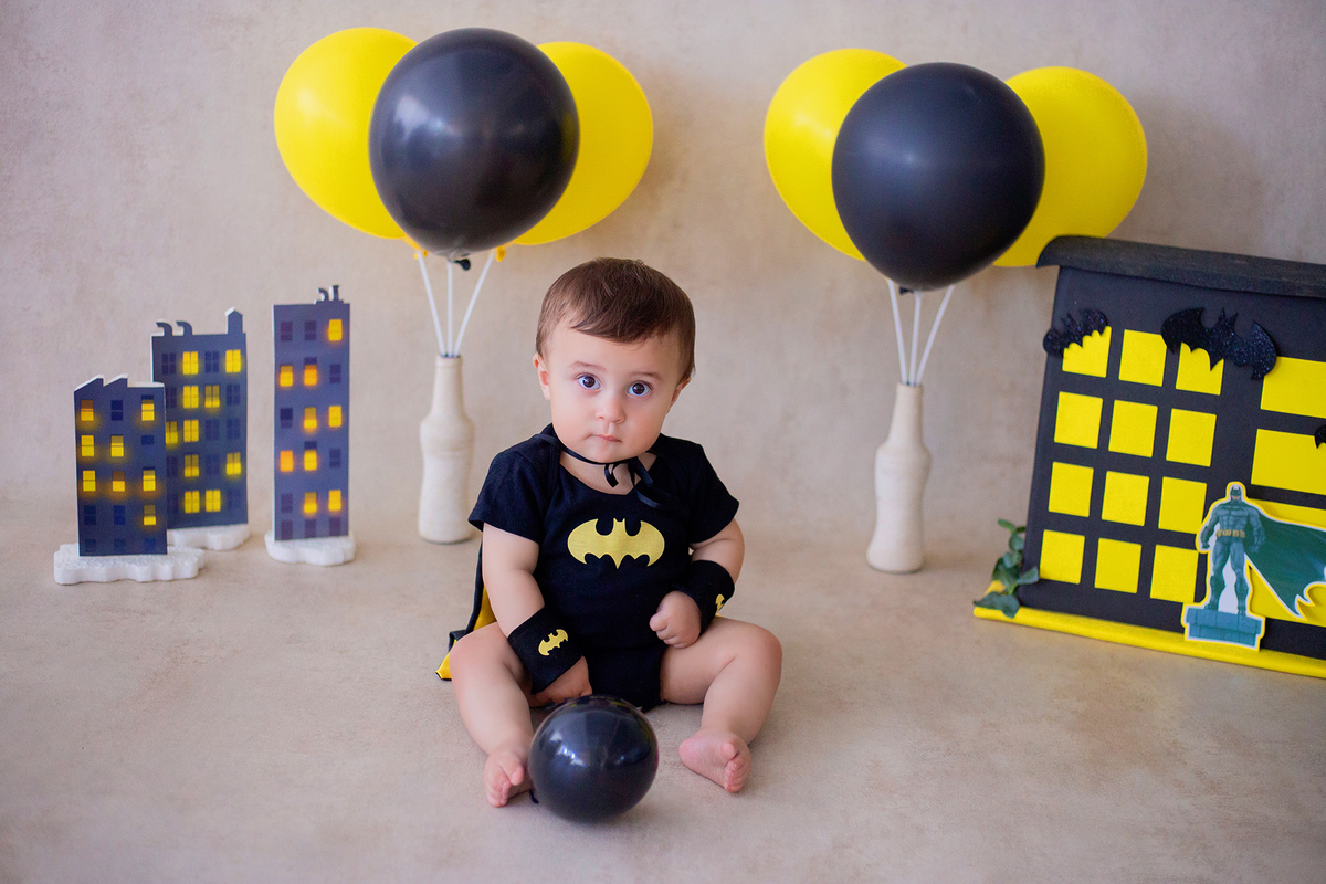 acompanhamento mensal de bebe caxias do sul figurino cenario tematico  personagem foto infantil serra gaucha fotografia familia mundo azul rosa ensaio fotografico crianca newborn baby menino menina smash the cake esmague o bolo banheira urso circo