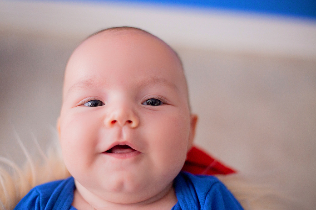 acompanhamento mensal de bebe caxias do sul figurino cenario tematico  personagem foto infantil serra gaucha fotografia familia mundo azul rosa ensaio fotografico crianca newborn baby menino menina smash the cake esmague o bolo banheira urso circo