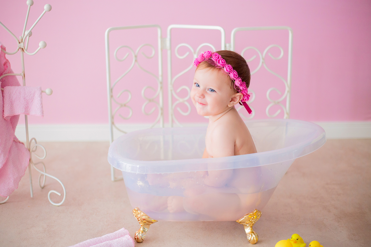 acompanhamento mensal de bebe caxias do sul figurino cenario tematico  personagem foto infantil serra gaucha fotografia familia mundo azul rosa ensaio fotografico crianca newborn baby menino menina smash the cake esmague o bolo banheira urso circo