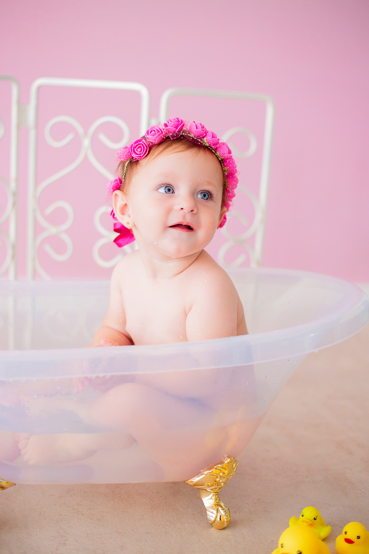acompanhamento mensal de bebe caxias do sul figurino cenario tematico  personagem foto infantil serra gaucha fotografia familia mundo azul rosa ensaio fotografico crianca newborn baby menino menina smash the cake esmague o bolo banheira urso circo
