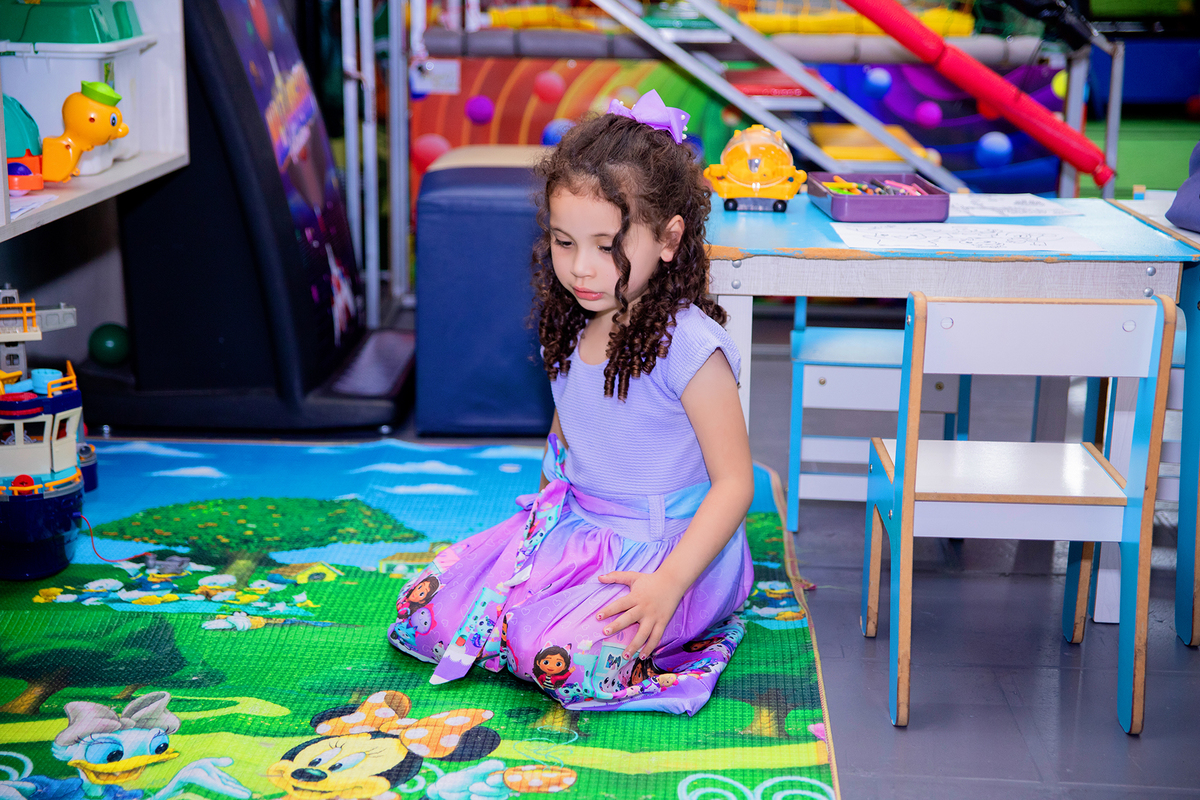 acompanhamento mensal de bebe caxias do sul figurino cenario tematico  personagem foto infantil serra gaucha fotografia familia mundo azul rosa ensaio fotografico crianca newborn baby menino menina smash the cake esmague o bolo banheira urso circoacompanh