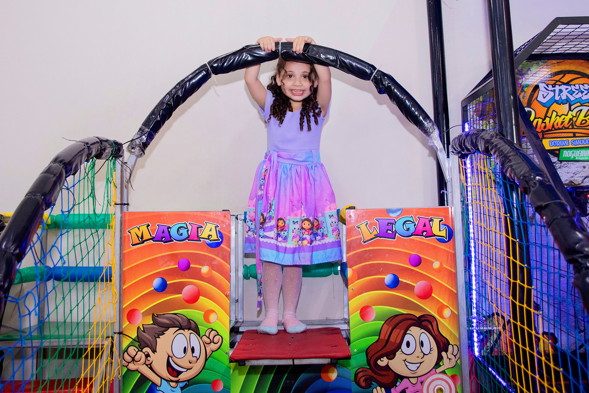 acompanhamento mensal de bebe caxias do sul figurino cenario tematico  personagem foto infantil serra gaucha fotografia familia mundo azul rosa ensaio fotografico crianca newborn baby menino menina smash the cake esmague o bolo banheira urso circo