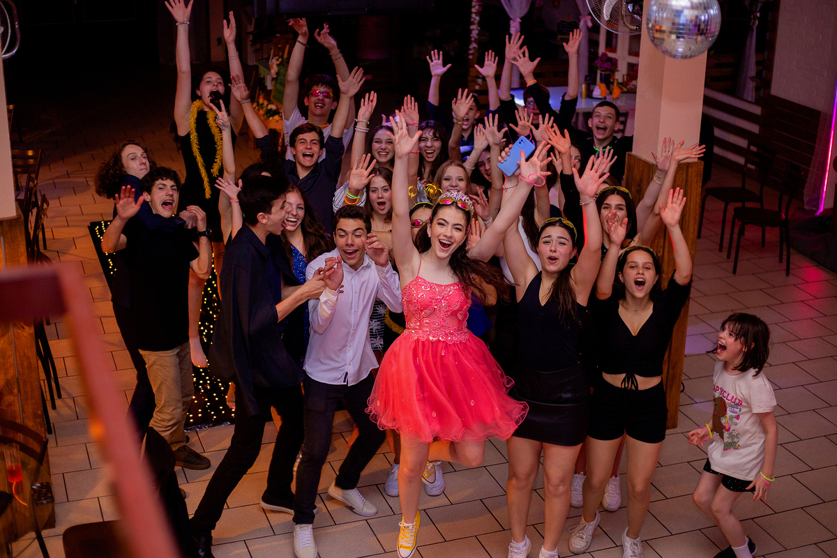 acompanhamento mensal de bebe caxias do sul figurino cenario tematico  personagem foto infantil serra gaucha fotografia familia mundo azul rosa ensaio fotografico crianca newborn baby menino menina smash the cake esmague o bolo banheira urso circo