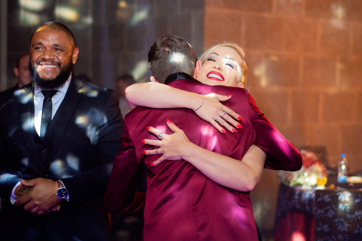 acompanhamento mensal de bebe caxias do sul figurino cenario tematico  personagem foto infantil serra gaucha fotografia familia mundo azul rosa ensaio fotografico crianca newborn baby menino menina smash the cake esmague o bolo banheira urso circo