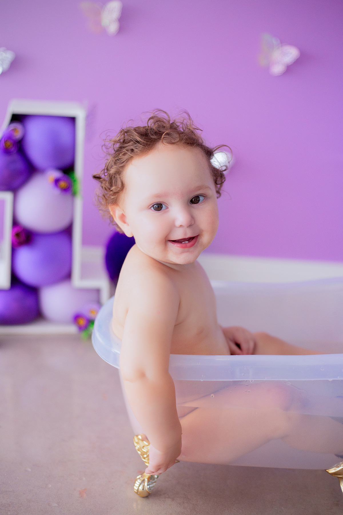 acompanhamento mensal de bebe caxias do sul figurino cenario tematico  personagem foto infantil serra gaucha fotografia familia mundo azul rosa ensaio fotografico crianca newborn baby menino menina smash the cake esmague o bolo banheira urso circo