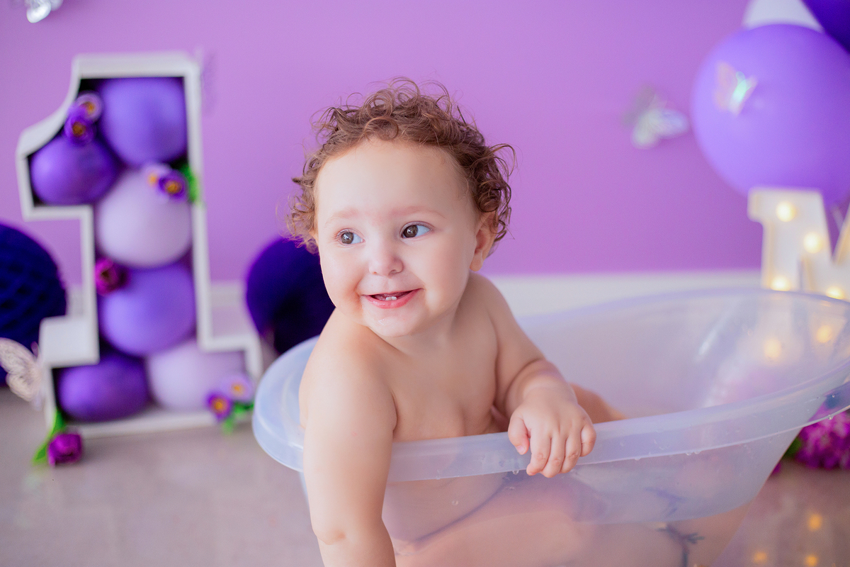 acompanhamento mensal de bebe caxias do sul figurino cenario tematico  personagem foto infantil serra gaucha fotografia familia mundo azul rosa ensaio fotografico crianca newborn baby menino menina smash the cake esmague o bolo banheira urso circo