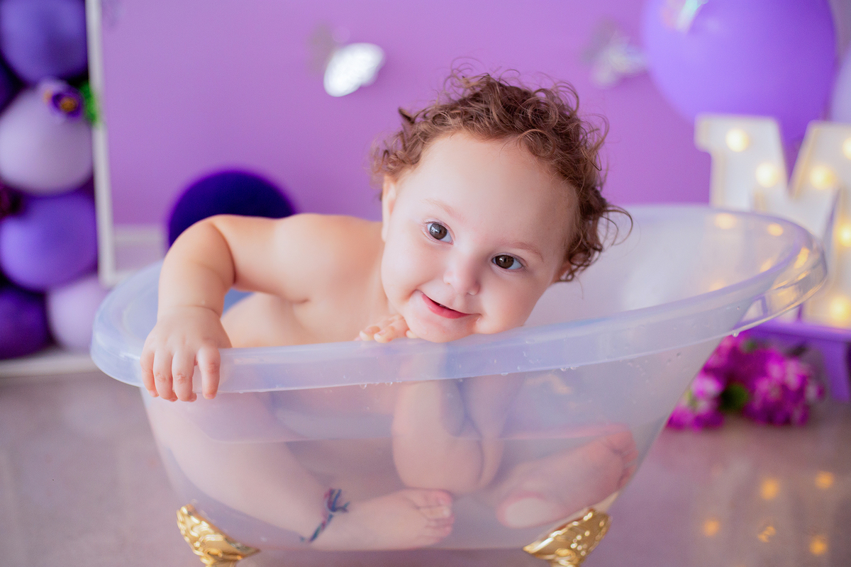 acompanhamento mensal de bebe caxias do sul figurino cenario tematico  personagem foto infantil serra gaucha fotografia familia mundo azul rosa ensaio fotografico crianca newborn baby menino menina smash the cake esmague o bolo banheira urso circo