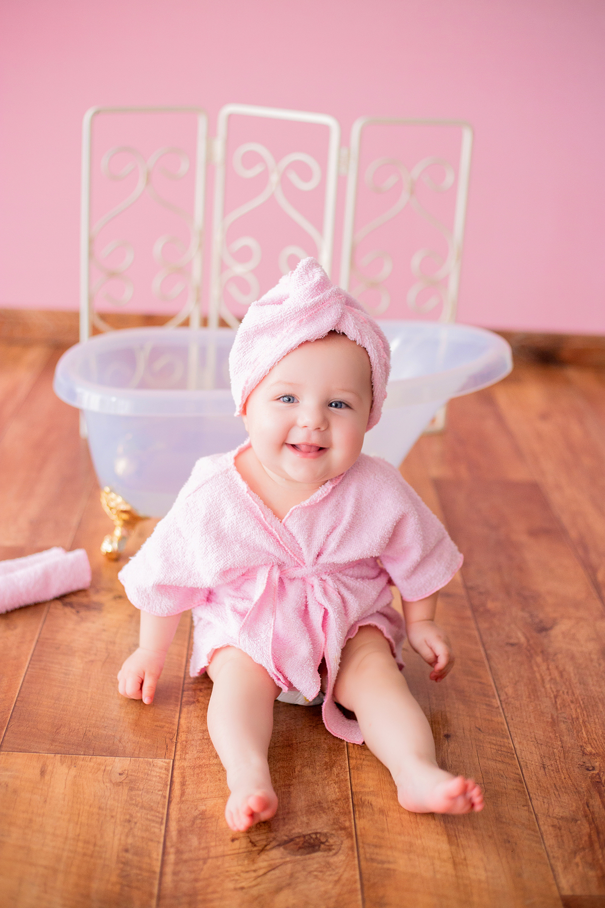 acompanhamento mensal de bebe caxias do sul figurino cenario tematico  personagem foto infantil serra gaucha fotografia familia mundo azul rosa ensaio fotografico crianca newborn baby menino menina smash the cake esmague o bolo banheira urso circo