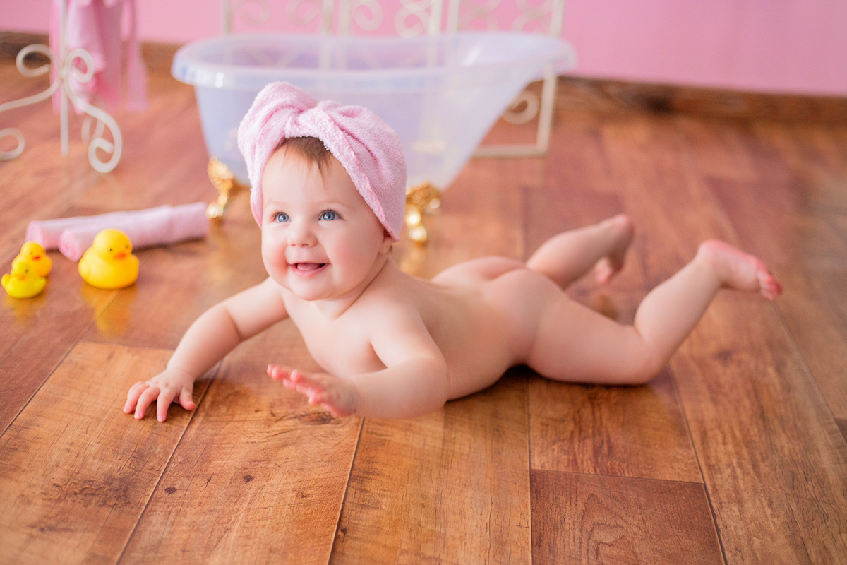 acompanhamento mensal de bebe caxias do sul figurino cenario tematico  personagem foto infantil serra gaucha fotografia familia mundo azul rosa ensaio fotografico crianca newborn baby menino menina smash the cake esmague o bolo banheira urso circo