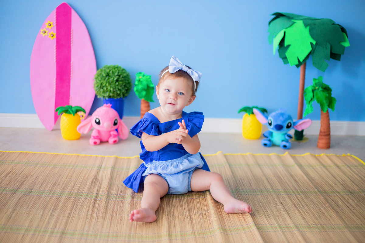 acompanhamento mensal de bebe caxias do sul figurino cenario tematico  personagem foto infantil serra gaucha fotografia familia mundo azul rosa ensaio fotografico crianca newborn baby menino menina smash the cake esmague o bolo banheira urso circo