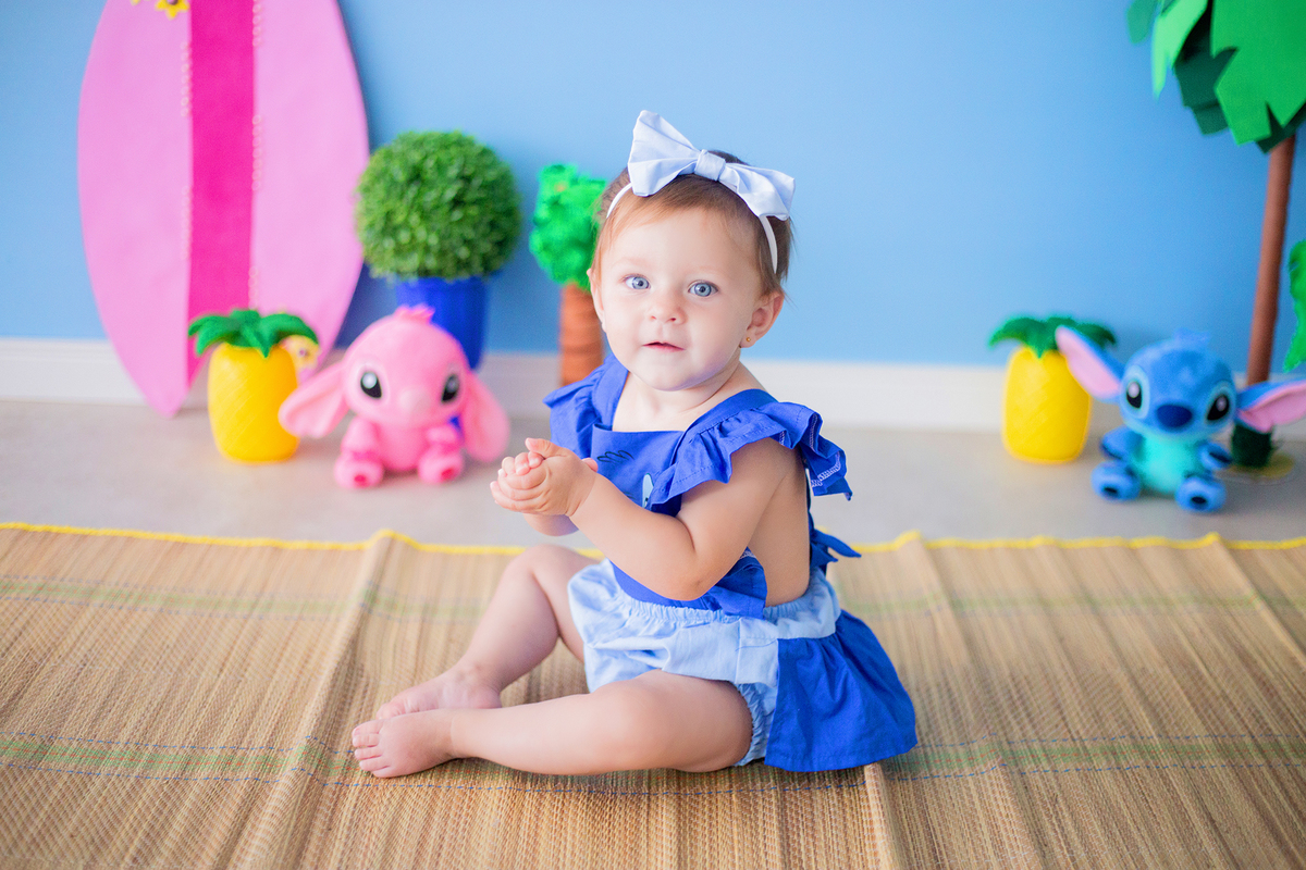 acompanhamento mensal de bebe caxias do sul figurino cenario tematico  personagem foto infantil serra gaucha fotografia familia mundo azul rosa ensaio fotografico crianca newborn baby menino menina smash the cake esmague o bolo banheira urso circo