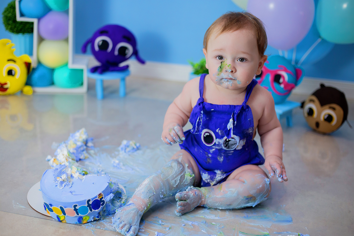 acompanhamento mensal de bebe caxias do sul figurino cenario tematico  personagem foto infantil serra gaucha fotografia familia mundo azul rosa ensaio fotografico crianca newborn baby menino menina smash the cake esmague o bolo banheira urso circo