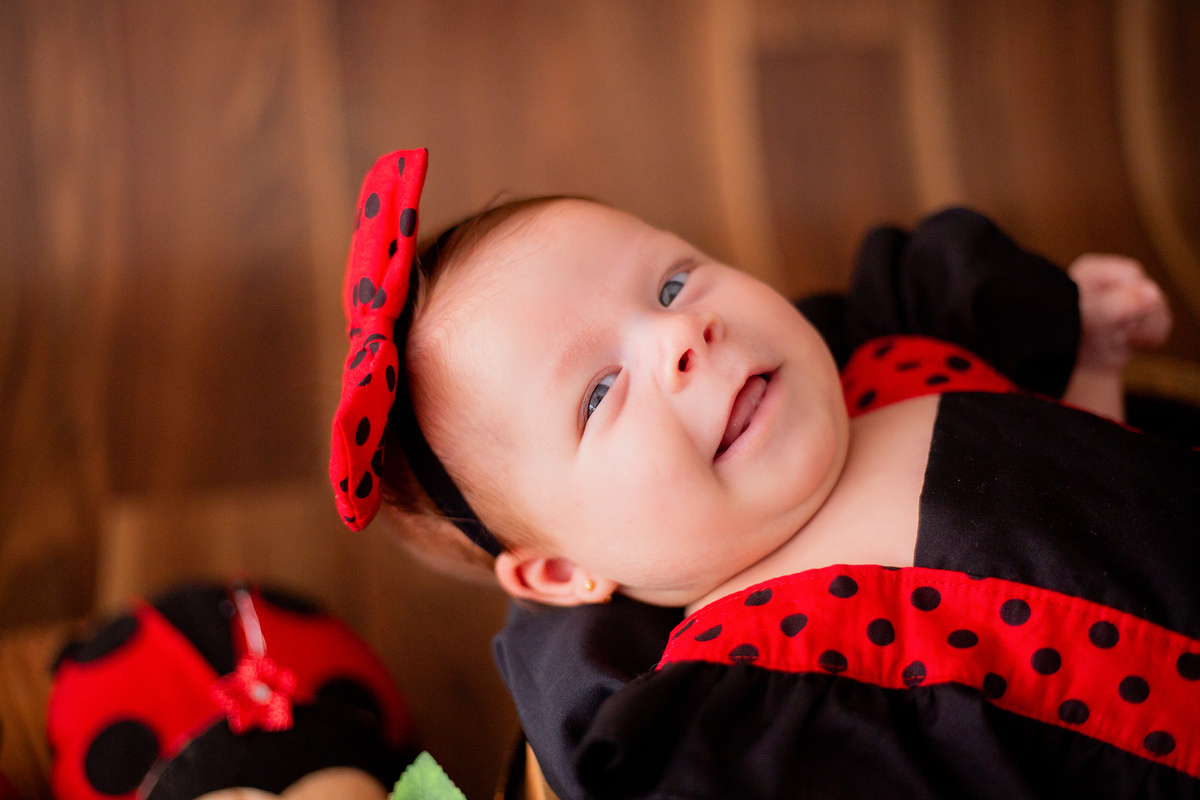 acompanhamento mensal de bebe caxias do sul figurino cenario tematico  personagem foto infantil serra gaucha fotografia familia mundo azul rosa ensaio fotografico crianca newborn baby menino menina smash the cake esmague o bolo banheira urso circo