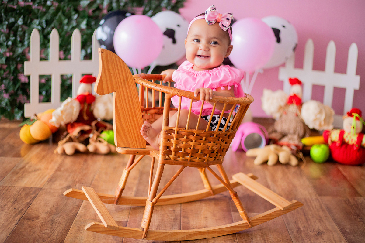 acompanhamento mensal de bebe caxias do sul figurino cenario tematico  personagem foto infantil serra gaucha fotografia familia mundo azul rosa ensaio fotografico crianca newborn baby menino menina smash the cake esmague o bolo banheira urso circo
