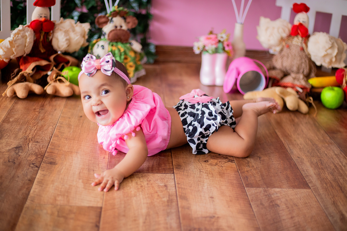 acompanhamento mensal de bebe caxias do sul figurino cenario tematico  personagem foto infantil serra gaucha fotografia familia mundo azul rosa ensaio fotografico crianca newborn baby menino menina smash the cake esmague o bolo banheira urso circo