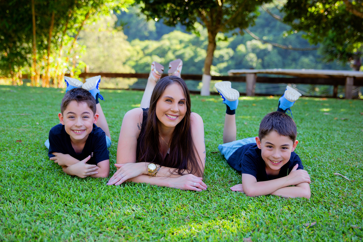 acompanhamento mensal de bebe caxias do sul figurino cenario tematico  personagem foto infantil serra gaucha fotografia familia mundo azul rosa ensaio fotografico crianca newborn baby menino menina smash the cake esmague o bolo banheira urso circo