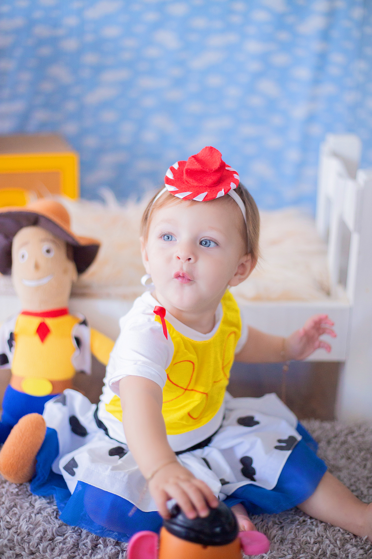 acompanhamento mensal de bebe caxias do sul figurino cenario tematico  personagem foto infantil serra gaucha fotografia familia mundo azul rosa ensaio fotografico crianca newborn baby menino menina smash the cake esmague o bolo banheira urso circo