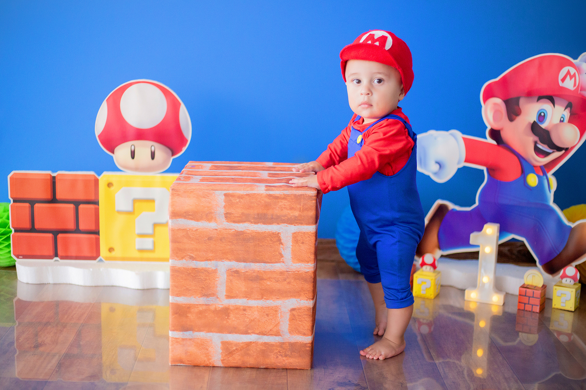 acompanhamento mensal de bebe caxias do sul figurino cenario tematico  personagem foto infantil serra gaucha fotografia familia mundo azul rosa ensaio fotografico crianca newborn baby menino menina smash the cake esmague o bolo banheira urso circo