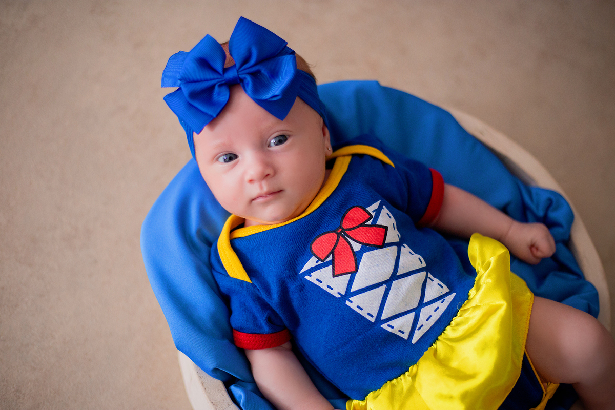 acompanhamento mensal de bebe caxias do sul figurino cenario tematico  personagem foto infantil serra gaucha fotografia familia mundo azul rosa ensaio fotografico crianca newborn baby menino menina smash the cake esmague o bolo banheira urso circo