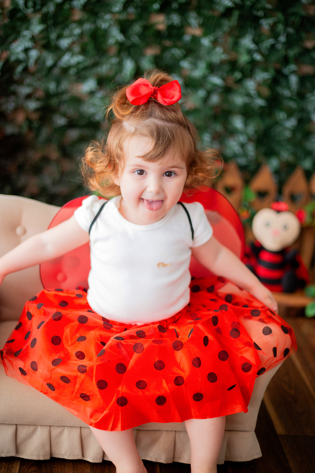 acompanhamento mensal de bebe caxias do sul figurino cenario tematico  personagem foto infantil serra gaucha fotografia familia mundo azul rosa ensaio fotografico crianca newborn baby menino menina smash the cake esmague o bolo banheira urso circo