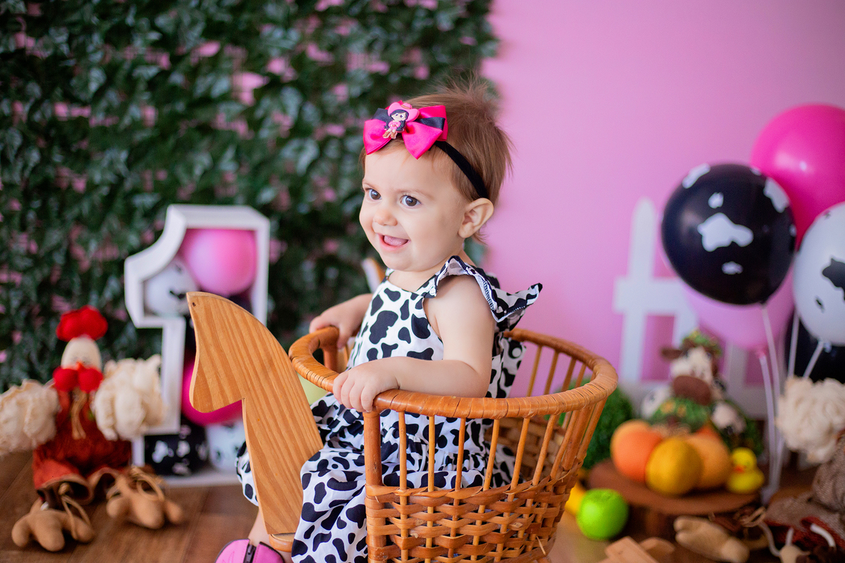 acompanhamento mensal de bebe caxias do sul figurino cenario tematico  personagem foto infantil serra gaucha fotografia familia mundo azul rosa ensaio fotografico crianca newborn baby menino menina smash the cake esmague o bolo banheira urso circo