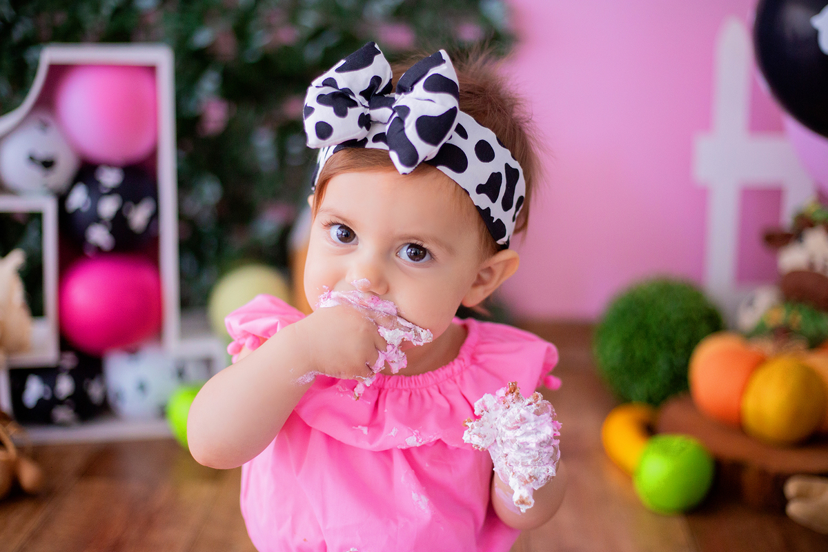 acompanhamento mensal de bebe caxias do sul figurino cenario tematico  personagem foto infantil serra gaucha fotografia familia mundo azul rosa ensaio fotografico crianca newborn baby menino menina smash the cake esmague o bolo banheira urso circo